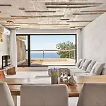 Design Lux Wisdom In Bamboo Garden,no Shoes Allowed Inside Varna