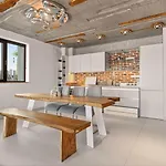 Design Lux Wisdom In Bamboo Garden,no Shoes Allowed Inside Apartamento *