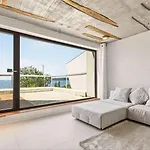 Apartamento Design Lux Wisdom In Bamboo Garden,no Shoes Allowed Inside *