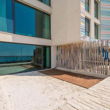 Appartement Design Lux Wisdom In Bamboo Garden,no Shoes Allowed Inside