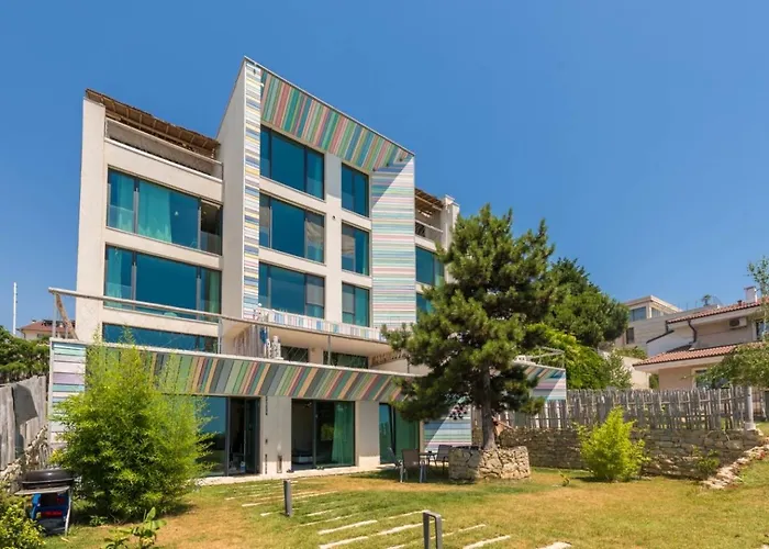 Design Lux Wisdom In Bamboo Garden,no Shoes Allowed Inside Appartement Varna