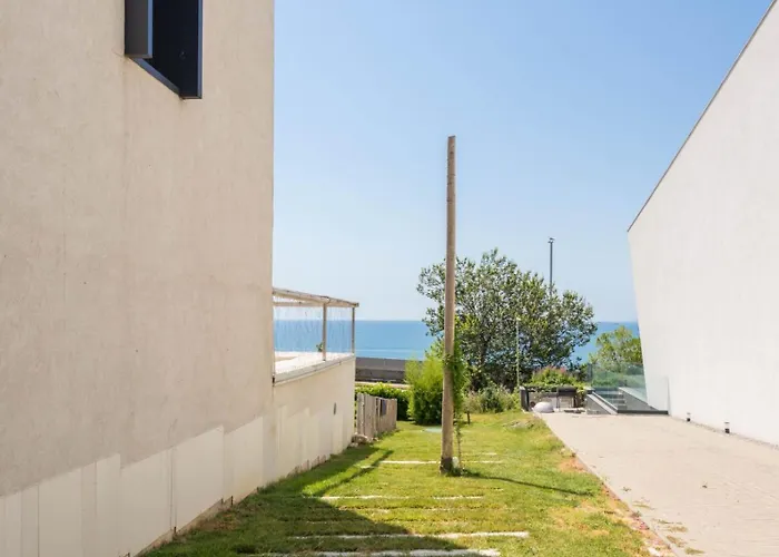Appartement Design Lux Wisdom In Bamboo Garden,no Shoes Allowed Inside