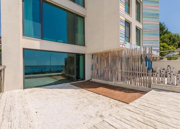Appartement Design Lux Wisdom In Bamboo Garden,no Shoes Allowed Inside